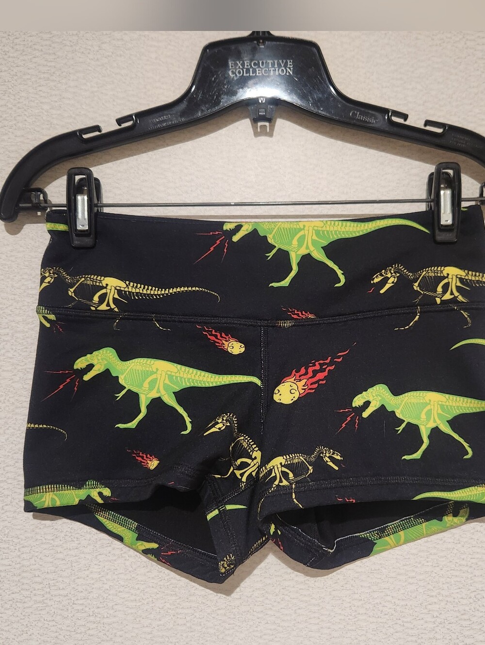 Fleo T-Rex Dinosaur Athletic Shorts Size Small